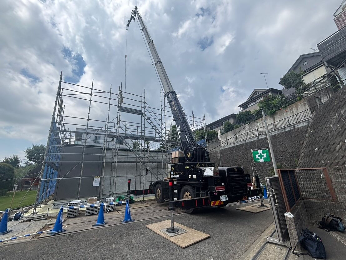 今日は壱クレーン（株）の現場報告です！🌟まずは、13トンラフ