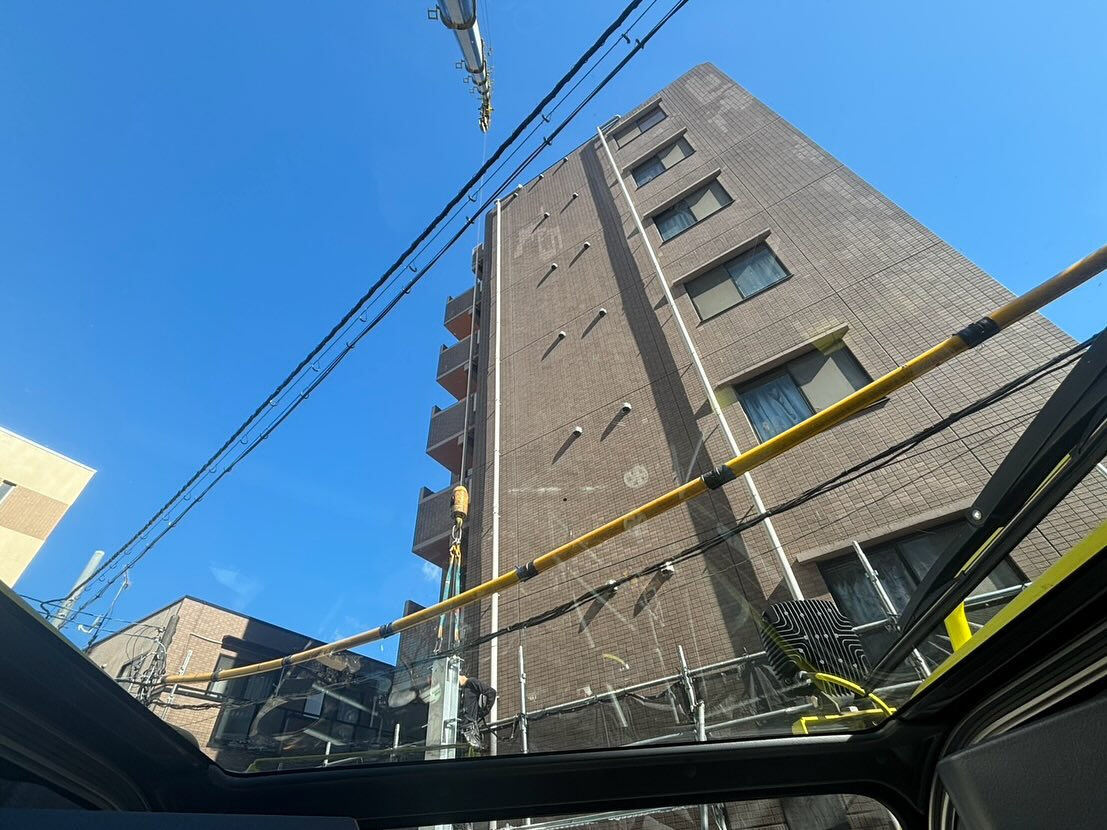 今日は壱クレーン株式会社の活躍をご紹介します！🚧✨私たちの2