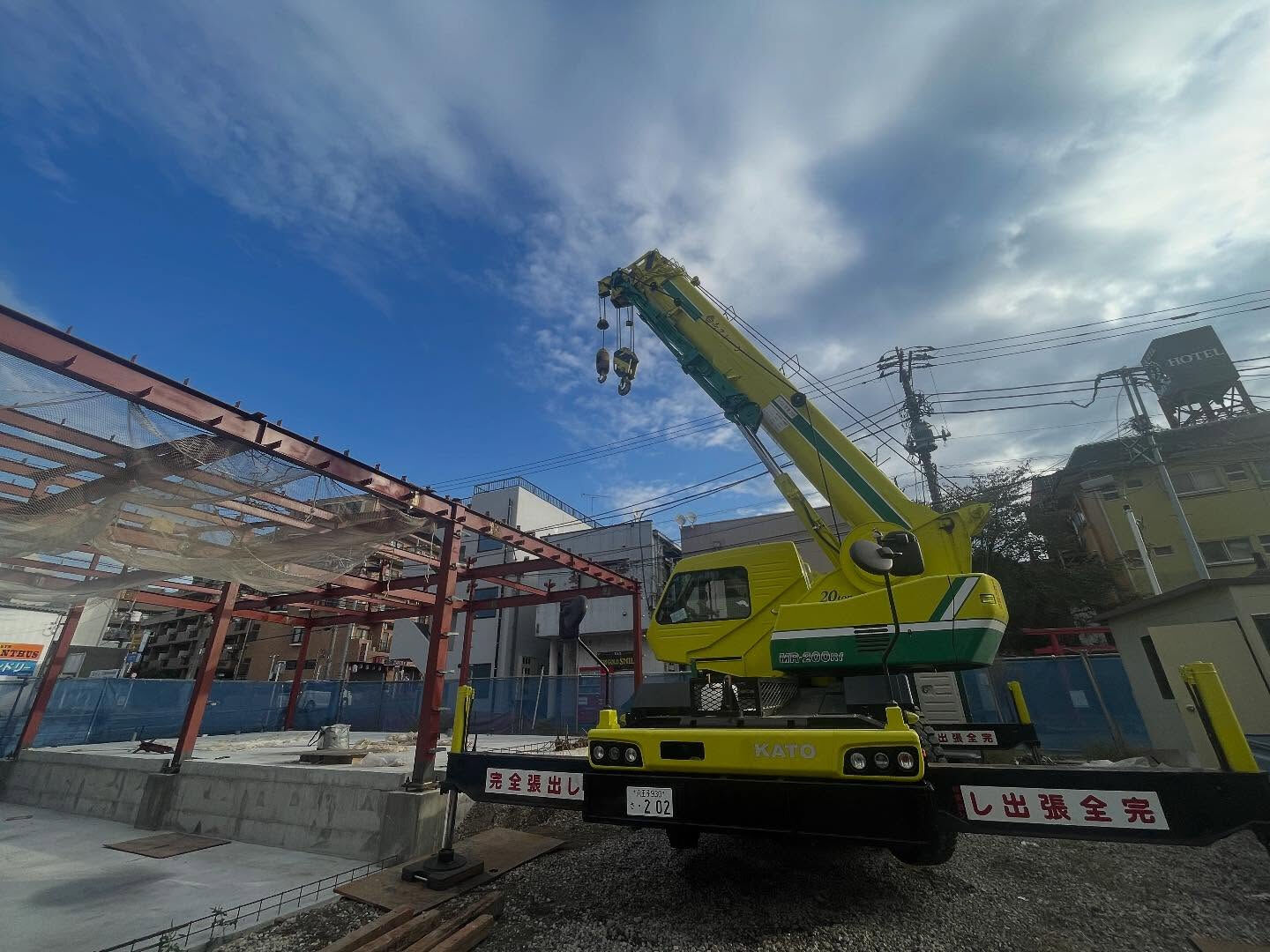 🚧 壱クレーン（株）より、本日の作業報告です！🚚✨ 本日は1