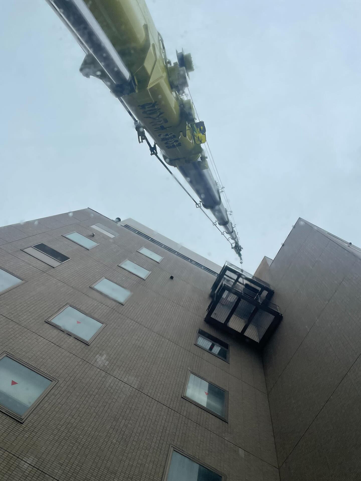 日曜日ですが壱クレーン（株）がお届けする特別な日です🚧✨！ 