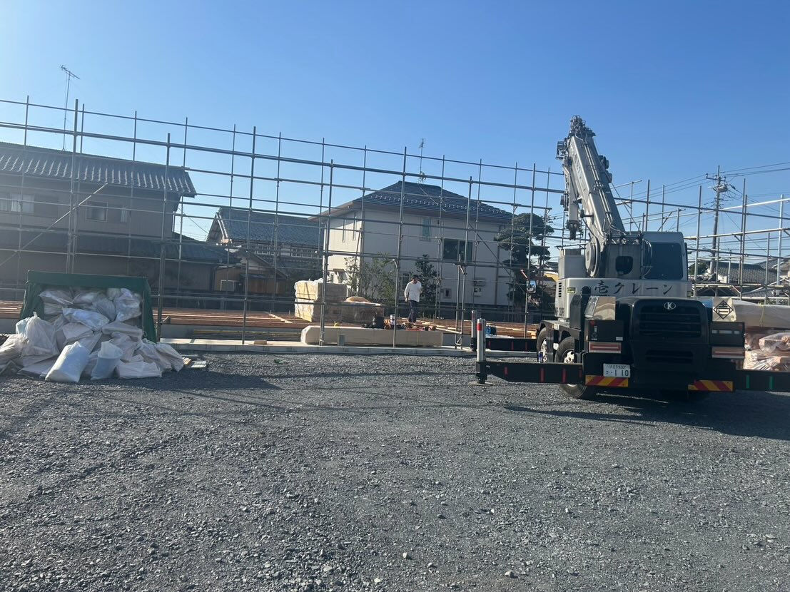 伐採作業、軽量鉄骨建て方作業、木造建て方作業、