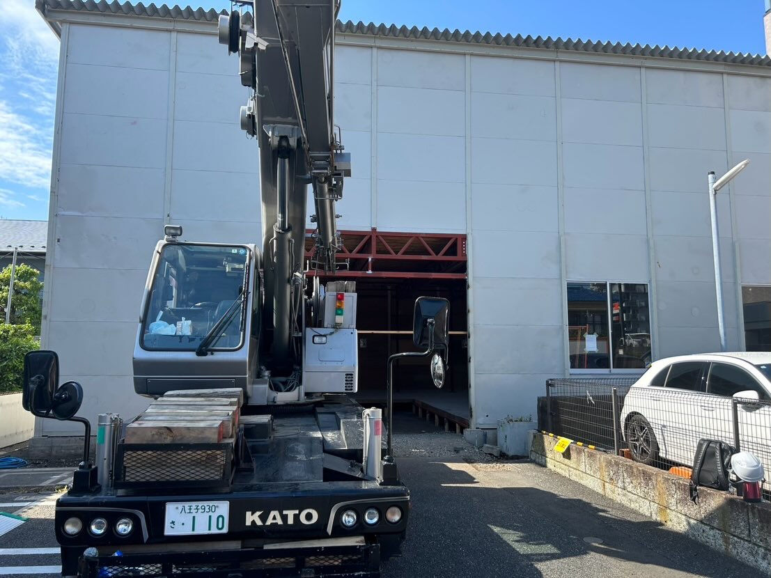伐採作業、モデルルーム解体作業、型枠揚重作業、夜間マンホール